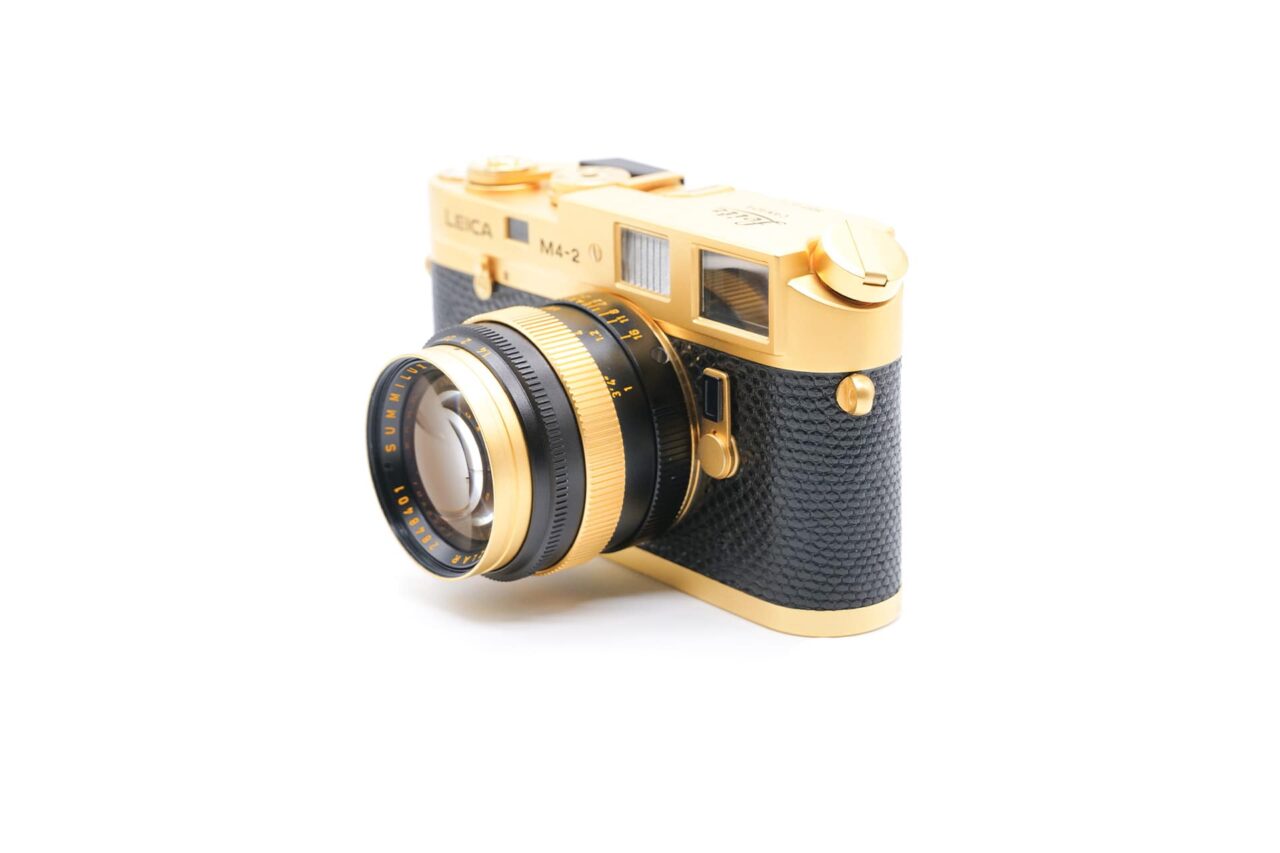 Leica M4-2 Gold Kit con Summilux 50/1.4 gold