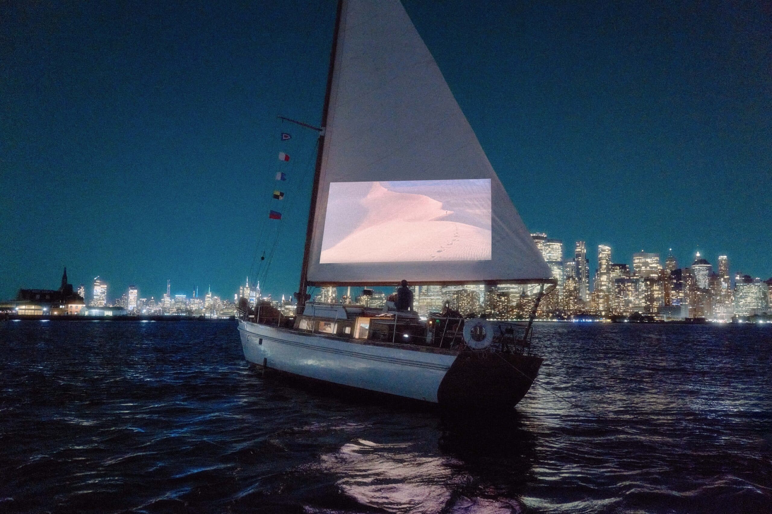 Leica_CinePlay1_Ambient-Shot-Inspire_V2a_sRGB